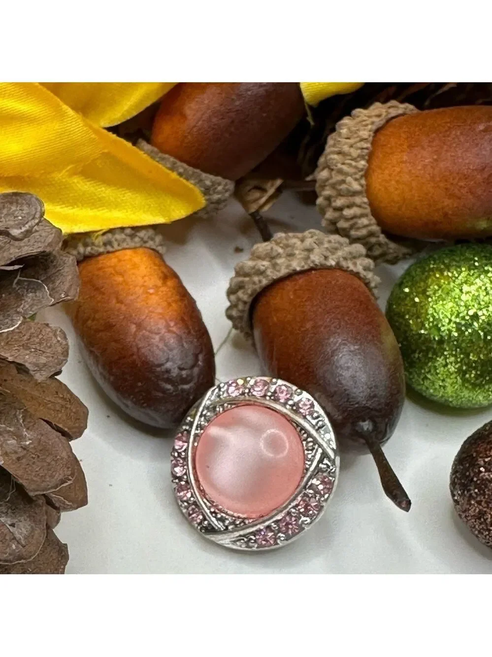 Ginger Snap #23 - “Pearly Pink Round Snap W/ Pink Stones” For 18mm Snap Jewelry
